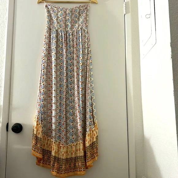 Gorgeous ILLA ILLA Boho Style High-Low Strapless Maxi Dress - Picture 6 of 11